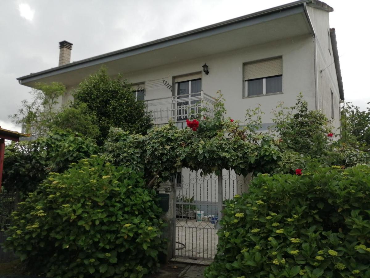 A Casa Dos Avos Villa Celanova Bagian luar foto